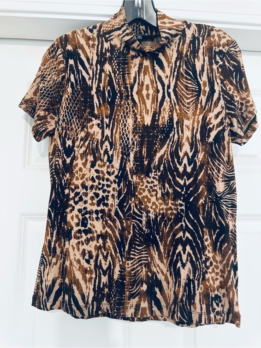 Jones New York Brown and Black Animal Print Short Sleeve Top